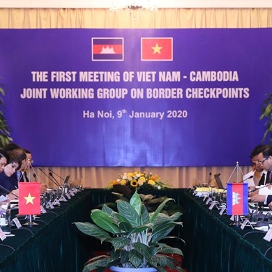 Hoàn thiện cửa khẩu Việt Nam - Campuchia để thúc đẩy các hoạt động kinh tế
